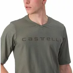 Castelli Trail Tech 2 Tee Herren Oliv -Günstiges Fahrradjacken Geschäft castelli trail tech 2 tee men forest gray 4