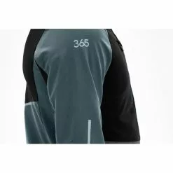Cube Blackline 365 Softshell Jacke Herren Schwarz/grau 11 Cube Blackline 365 Softshell Jacke Herren Schwarz/grau -Günstiges Fahrradjacken Geschäft cube blackline 365 softshell jacket men blackngrey 6